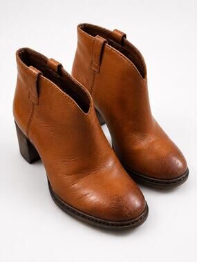 STEVEN by Steve Madden Leather Ankle Booties Cognac Brown Western Size 7.5 M